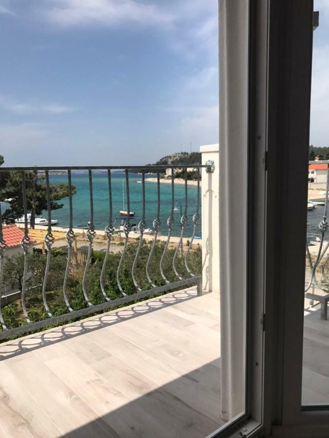 Relaxing Whole Top Floor Apartment By The Sea زابوريتش المظهر الخارجي الصورة